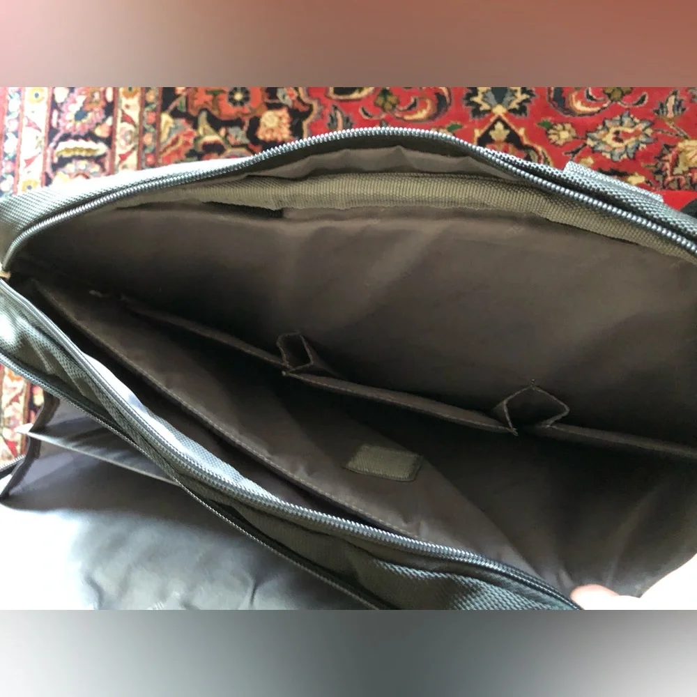 Samsonite 1910 Black Laptop Nylon Briefcase 17” Expandadle